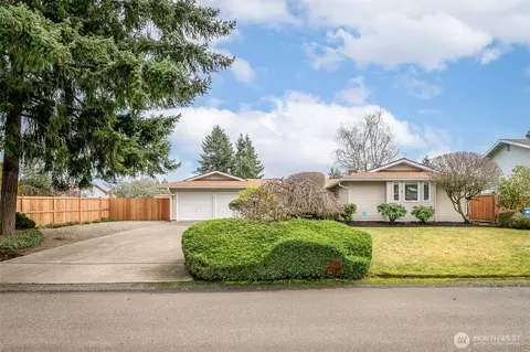 61 Bonney St, Steilacoom, WA 98388
