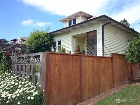 1116 NW 59th St, Seattle, WA 98117