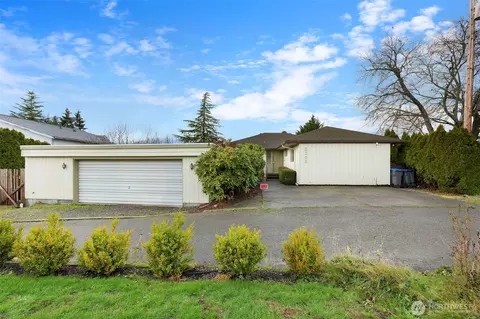 2305 Brashem Ave, Bremerton, WA 98310