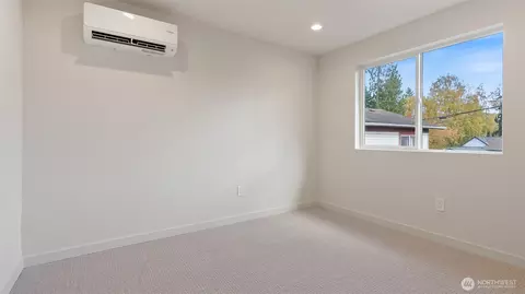Bedroom - 429 Legion Dr #C, Everett, WA 98201 photo 2 of 4
