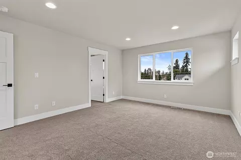 Bedroom - 18510 Meridian Ave SE #CR 02, Bothell, WA 98012 photo 8 of 9