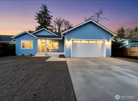 259 Olympic View Ave NE, Ocean Shores, WA 98569