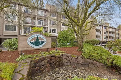 206 Mountain Park Blvd SW #D101, Issaquah, WA 98027