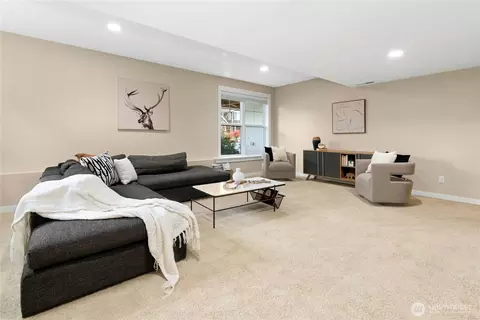 Living - 14713 98th Ave NE, Bothell, WA 98011 photo 3 of 3