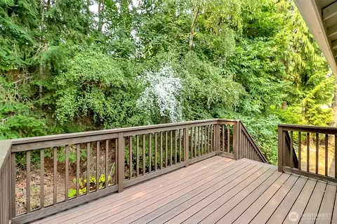 Exterior - 20015 108th Ave NE, Bothell, WA 98011 photo 2 of 2