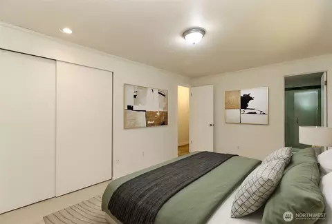 Bedroom - 20015 108th Ave NE, Bothell, WA 98011 photo 1 of 5