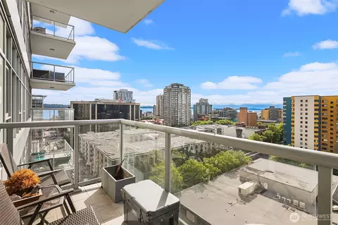 583 Battery St #1405N, Seattle, WA 98121