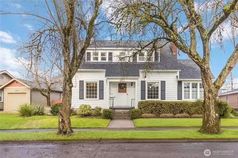 2640 Garfield St, Longview, WA 98632