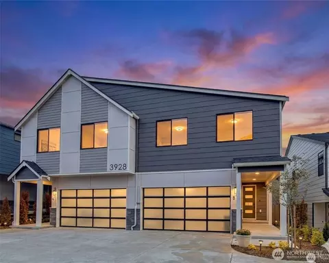 3926 214th Pl SE #B, Bothell, WA 98021