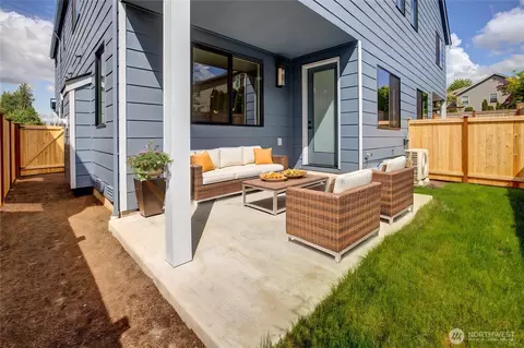 Exterior - 3926 214th Pl SE #B, Bothell, WA 98021 photo 2 of 2