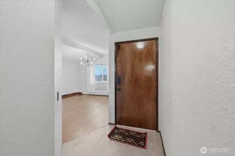 Entry Way - 2113 State St, Everett, WA 98201 photo 1 of 1