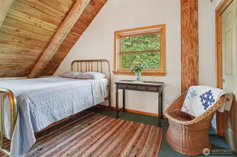 Bedroom - 37436 239th Ave SE, Enumclaw, WA 98022 photo 3 of 5