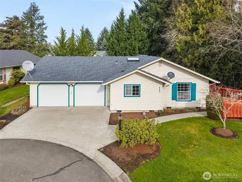 117 Hawthorn Ln, Centralia, WA 98531