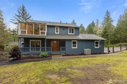 18267 NW Stavis Bay Rd, Seabeck, WA 98380