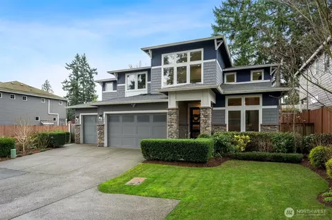 2003 204th St SW, Lynnwood, WA 98036