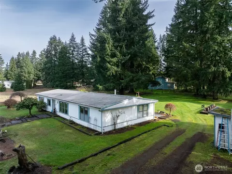 17120 Stonehaven Ln SW, Rochester, WA 98579