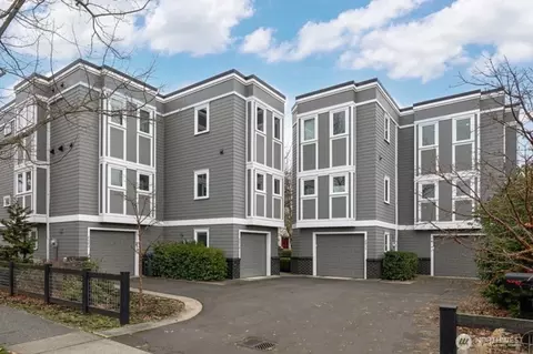 2011 Cornwall Ave, Bellingham, WA 98225