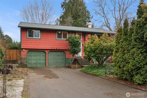 7280 Aegean Blvd NE, Bremerton, WA 98311