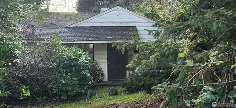 1253 N 143rd St, Seattle, WA 98133