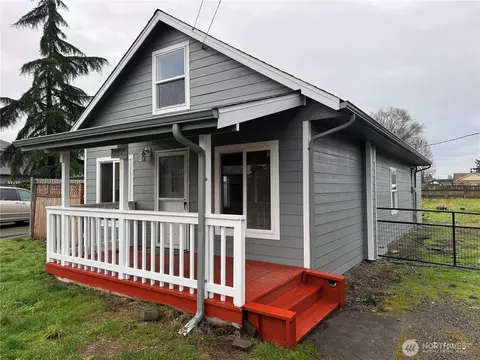 204 2nd Ave N, Algona, WA 98001