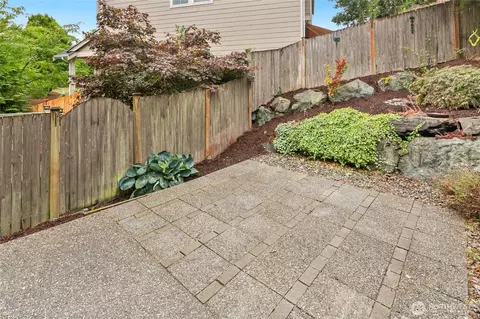 Exterior - 2923 Belmonte Ln, Everett, WA 98201 photo 5 of 5