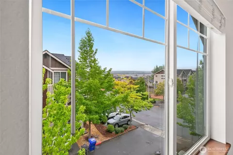 Other - 2923 Belmonte Ln, Everett, WA 98201 photo 5 of 6