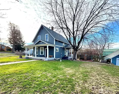 112 S 6th St, Dayton, WA 99328