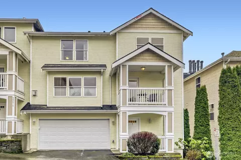 15410 40 Ave W #7, Lynnwood, WA 98087
