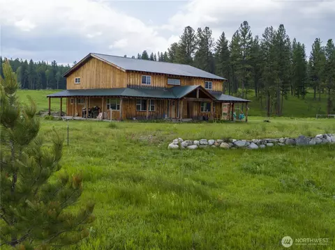 3 Summer Rd, Tonasket, WA 98855