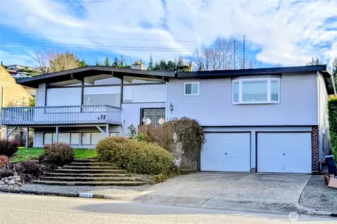 13355 SE 43rd Pl, Bellevue, WA 98006