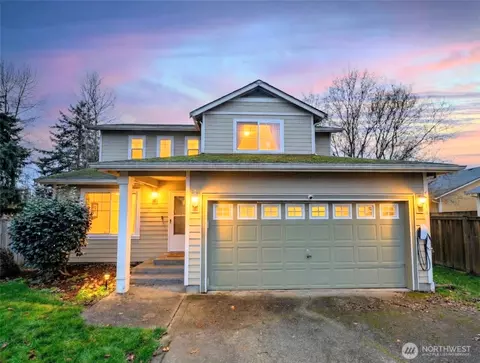 1316 130th St E, Tacoma, WA 98445