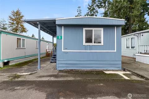 2240 Peace Portal Dr #5, Blaine, WA 98230