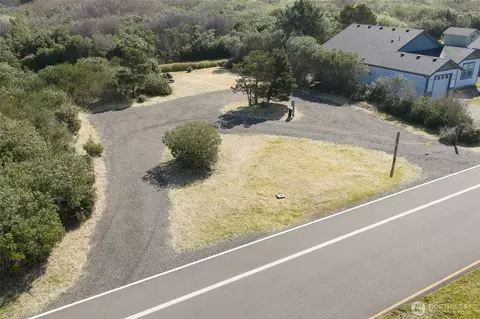 1224 E Ocean Shores Blvd, Ocean Shores, WA 98569