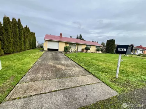 10621 Westwood Dr SW, Lakewood, WA 98499