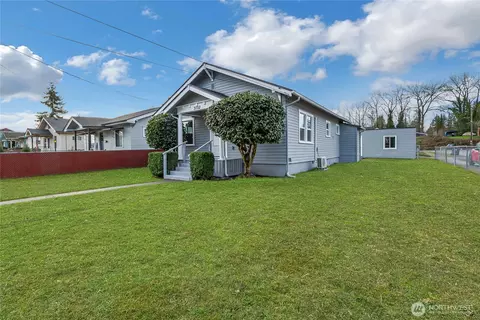 3002 S Proctor St, Tacoma, WA 98409