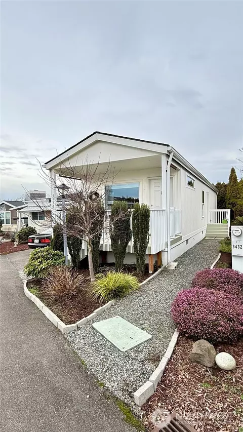 3432 S 181st Pl #120, Seatac, WA 98188