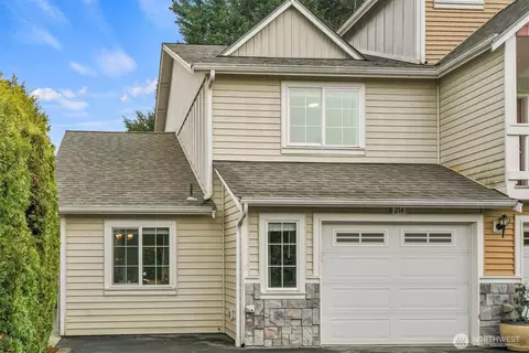 1814 I St NE #214, Auburn, WA 98002