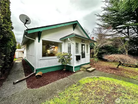 3109 Sumner Ave, Hoquiam, WA 98550
