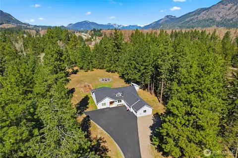971 Old Cedars Rd, Cle Elum, WA 98922