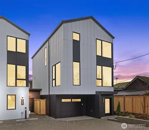 949 NW 61st St, Seattle, WA 98107