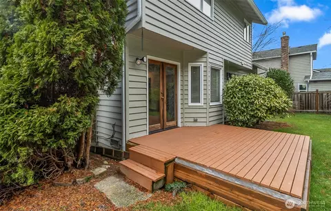 Exterior - 12411 44th Dr SE, Everett, WA 98208 photo 2 of 8