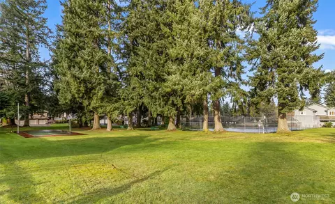 Exterior - 12411 44th Dr SE, Everett, WA 98208 photo 8 of 8