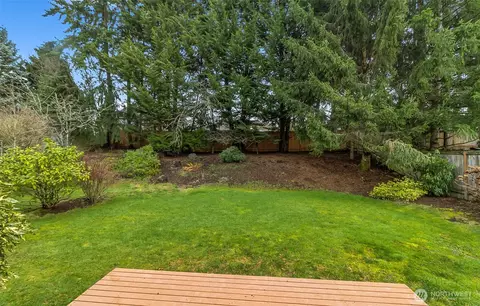 Exterior - 12411 44th Dr SE, Everett, WA 98208 photo 4 of 8