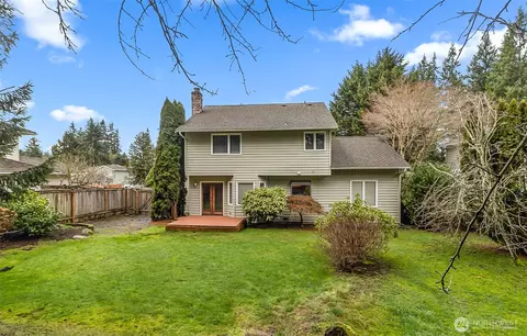 Exterior - 12411 44th Dr SE, Everett, WA 98208 photo 7 of 8
