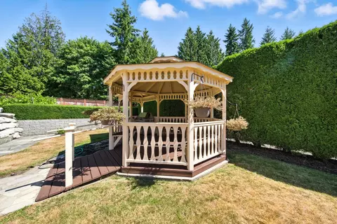 21807 45th Ave SE, Bothell, WA 98021
