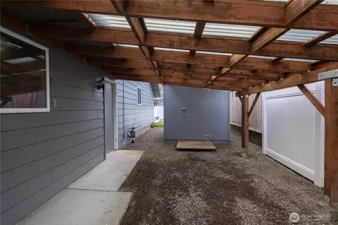 Exterior - 2532 107th Pl SE, Everett, WA 98208 photo 4 of 10
