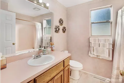 11908 NE 168th St, Bothell, WA 98011 photo 14