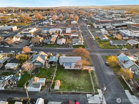 View/Area - 205 E Cedar St, Othello, WA 99344 photo 1 of 5