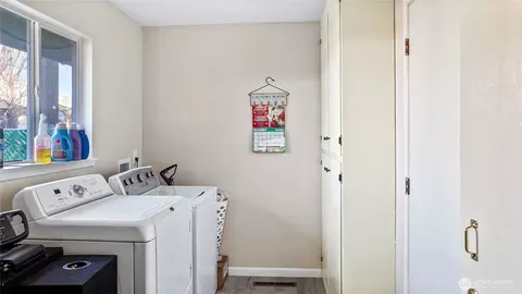 Other - 205 E Cedar St, Othello, WA 99344 photo 5 of 8