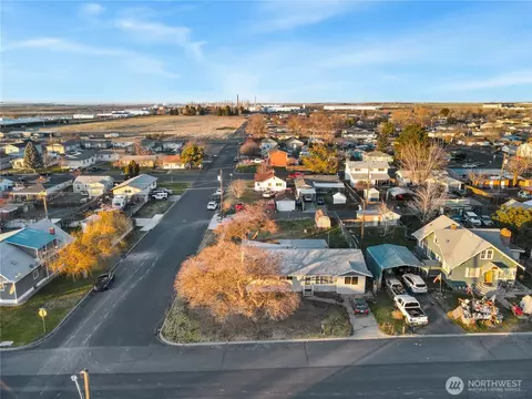 View/Area - 205 E Cedar St, Othello, WA 99344 photo 4 of 5